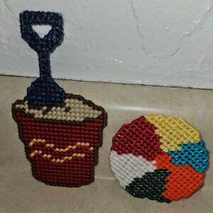 New Handmade Plastic Canvas Beach Theme Refrigerator Magnet Set